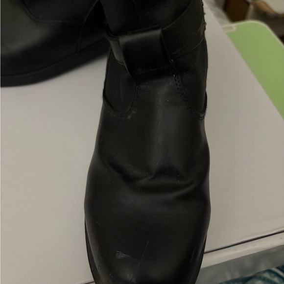 Women's Black Knee-High Boots - Picture 3 of 6